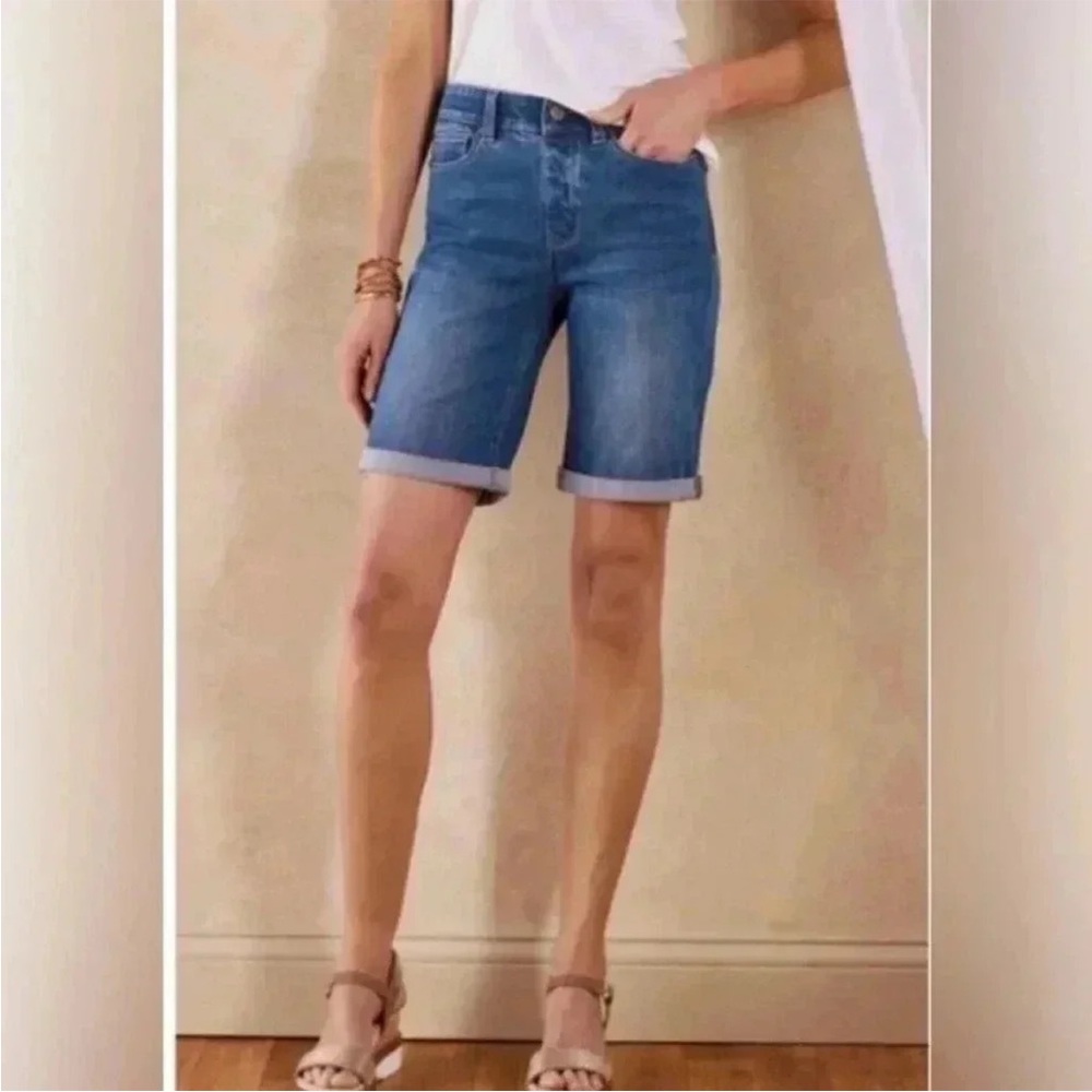 Soft Surroundings Women’s Denim Pull On Bermuda Shorts Medium - Picture 1 of 7